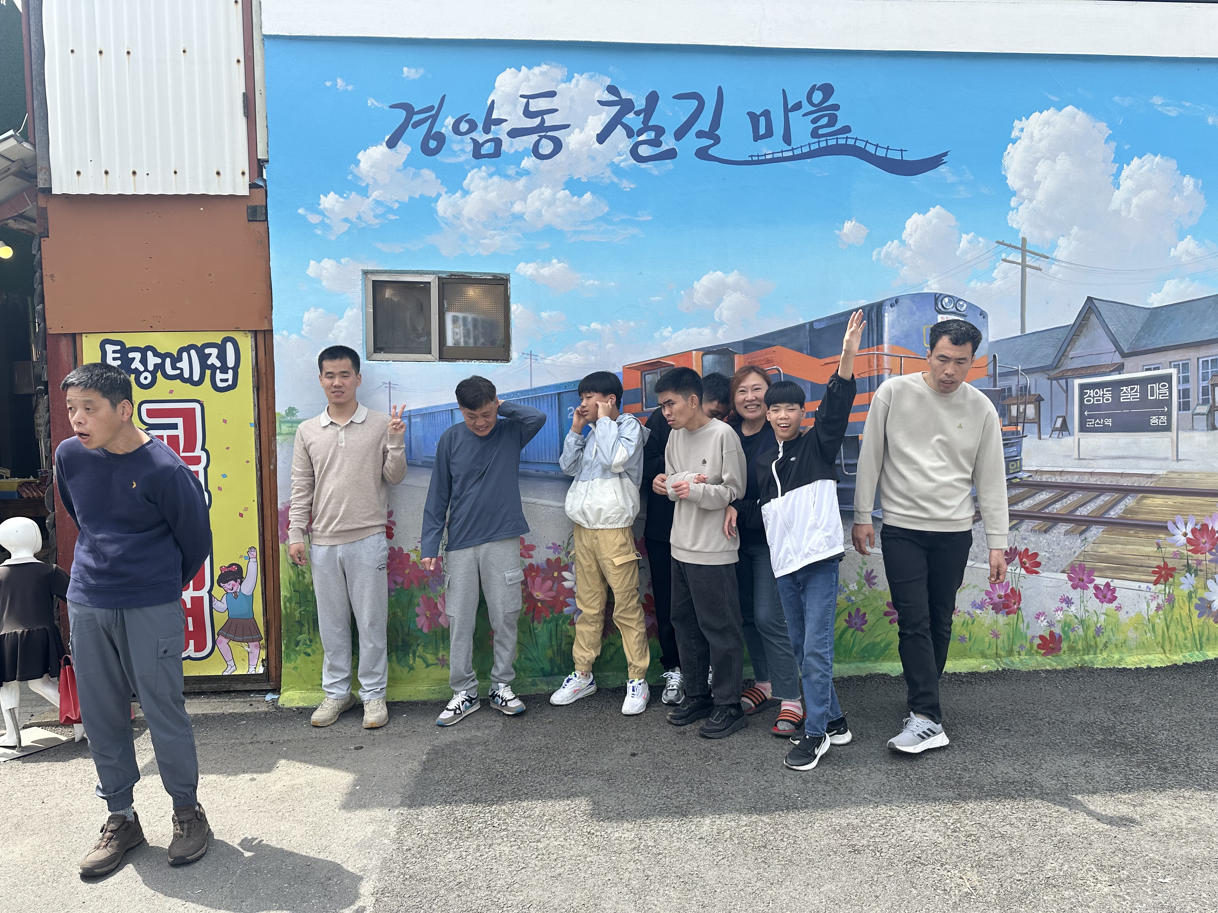 임시이미지
